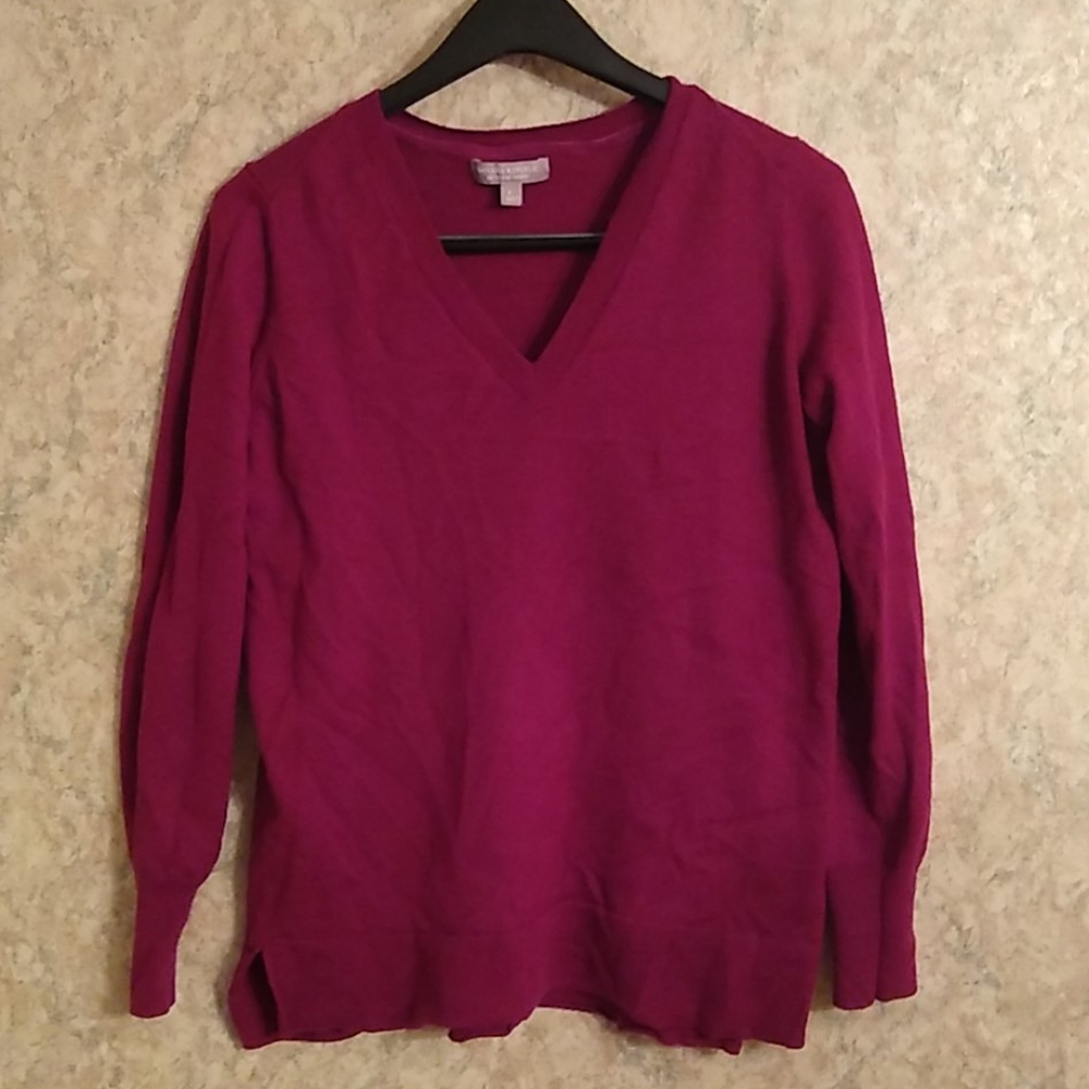 Banana Republic women's v neck sweater